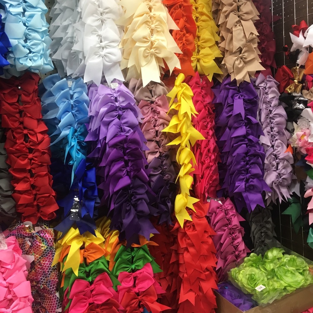 Hairbows galore...you pick the dozen!